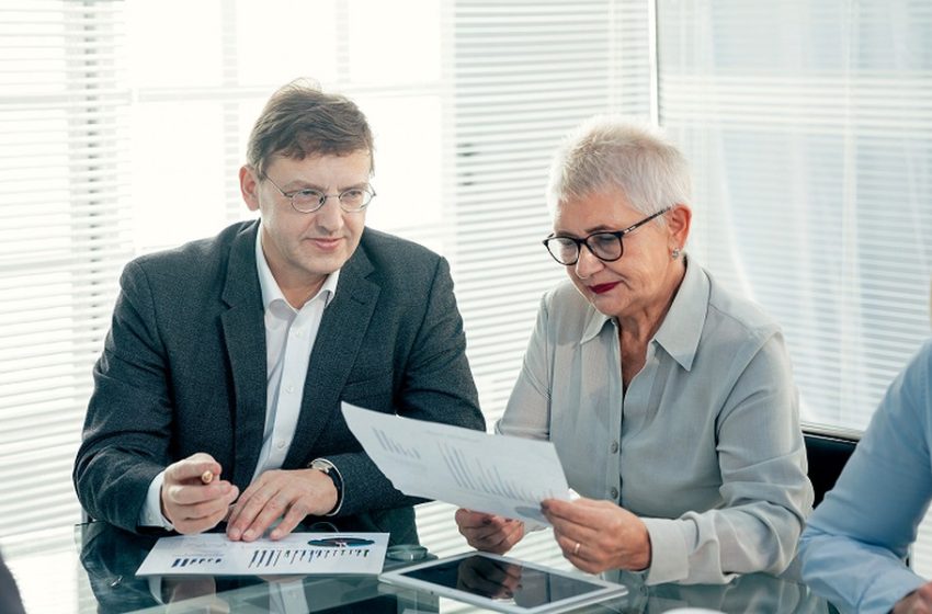  How to Sell an Insurance Policy Safely and Legally